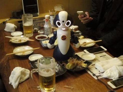 飲みニケーションロボット席