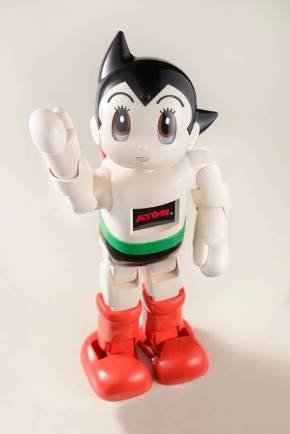 鉄腕アトムロボット「ATOM」