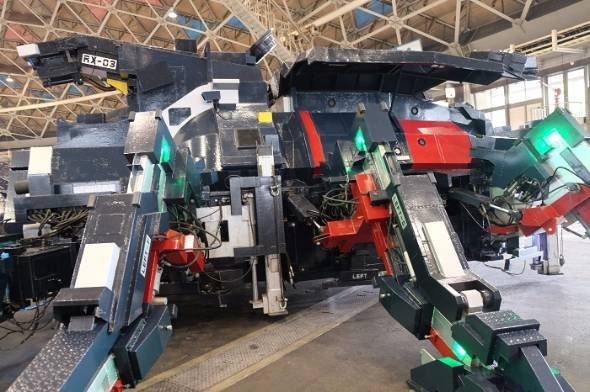 カブトムシ型巨大ロボット「カブトム RX-03」