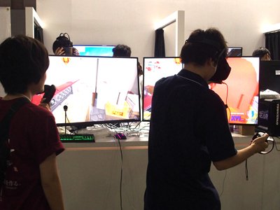 VR