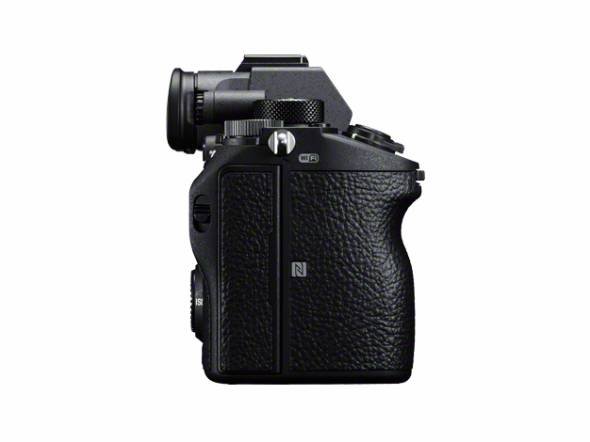 デジタル一眼カメラ「α7R III」