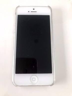 壊れたiPhone 5とママ