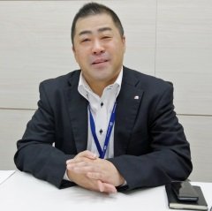 語る先曽さん