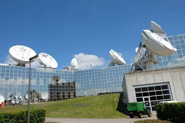 SES-12