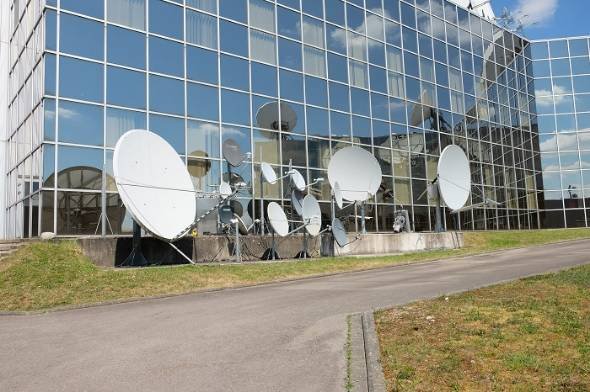 SES-12