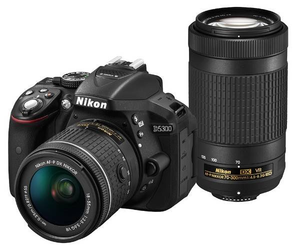 ニコン「D5300 AF-P ダブルズームキット」