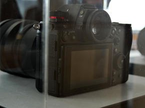 LUMIX Sの背面