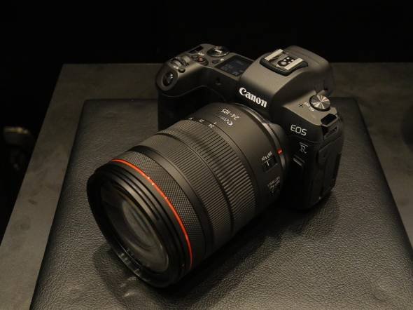 キヤノン「EOS R」