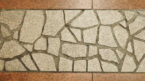 浅草線浅草駅ホームの床