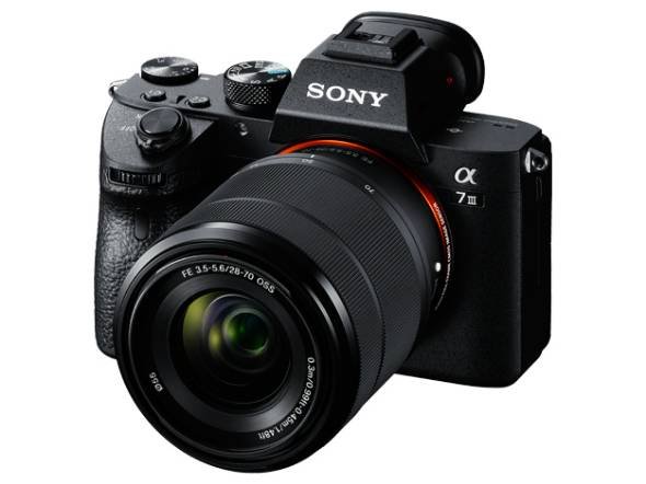 ソニー「α7 III」