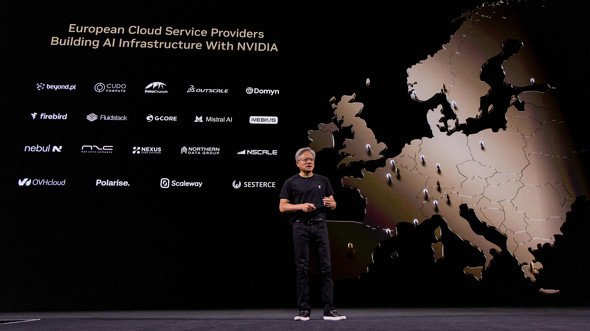  GTC Parisで講演するジェンスン・ファンCEO（画像：NVIDIAのイベント動画より）