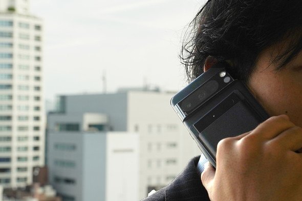 Plaud Note Proの通話モードを使うイメージ