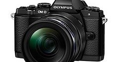 OM-D E-M5 PRO レンズキット」発売日決定 購入者と紹介者にモンベル