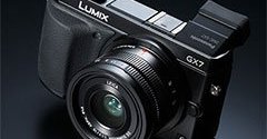小さな単焦点レンズで撮るふだん着の彼女――パナソニック「LEICA DG