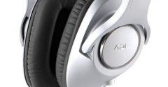 フルテックの個性的なイヤーカップ採用ヘッドフォンに上位機種「H128