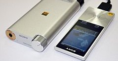 ウォークマンと一緒に充電――ソニーから小型軽量ポタアン「PHA-1A」登場
