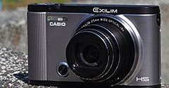 カシオの「EXILIM EX-ZR1600」に見る、スマホ時代のコンデジのあり方