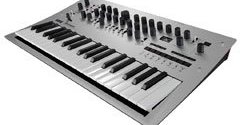 KORG minilogue ポリフォニックアナログシンセ 小型ボディーに4ボイスポリフォニックアナログシンセ KORG「minilogue