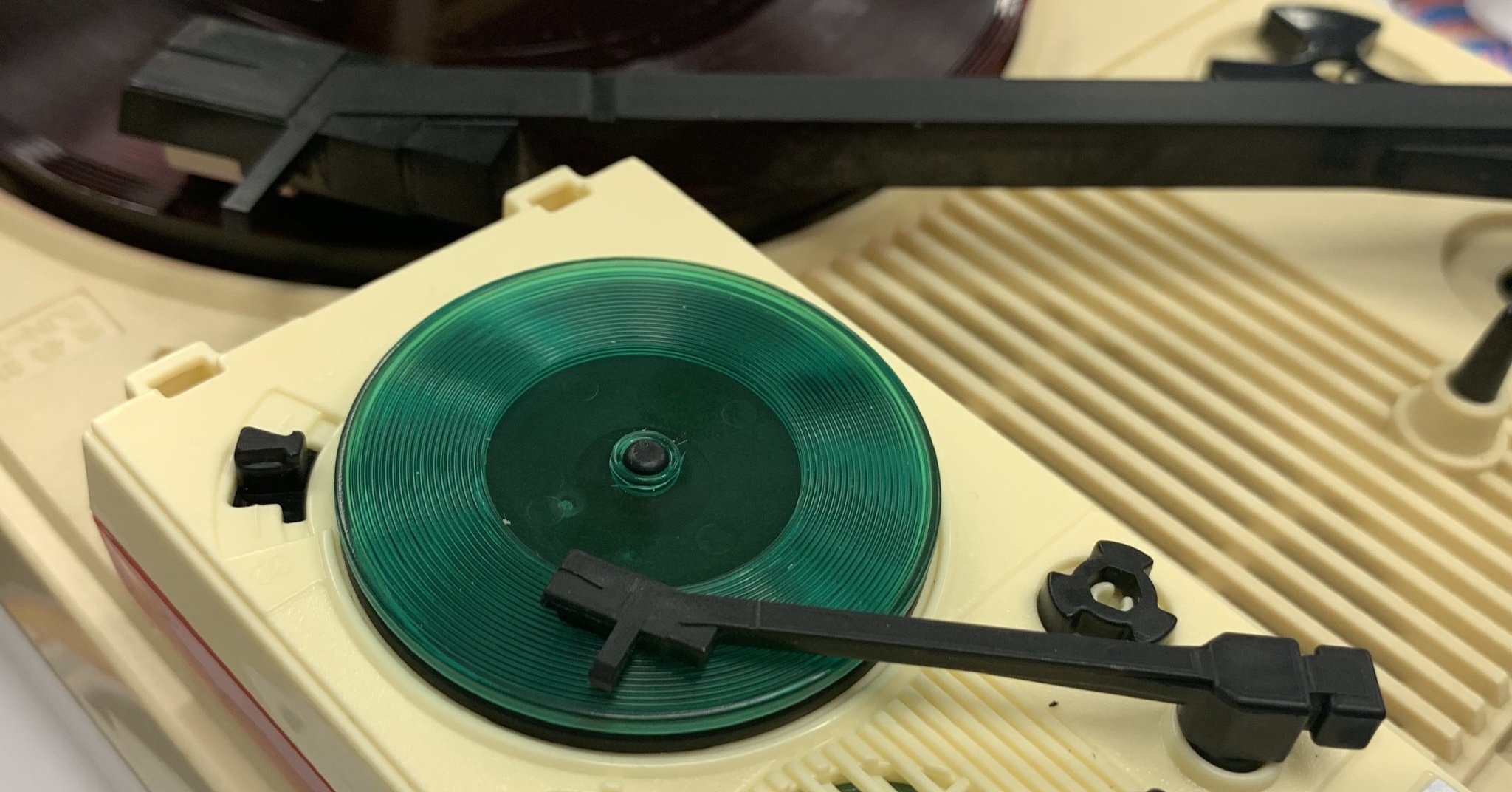 昭和レコードスピーカー」を39年前の元ネタと比べてみた（動画あり