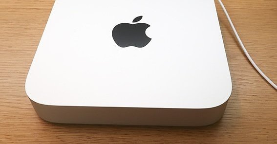 M1チップを搭載したMac mini「Mac mini (M1, 2020) 」実機の細部を