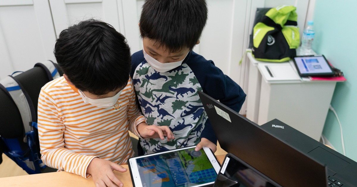「子供がゲームより夢中になる」──PFNの教材を使ったプログラミング教室の魅力を探る