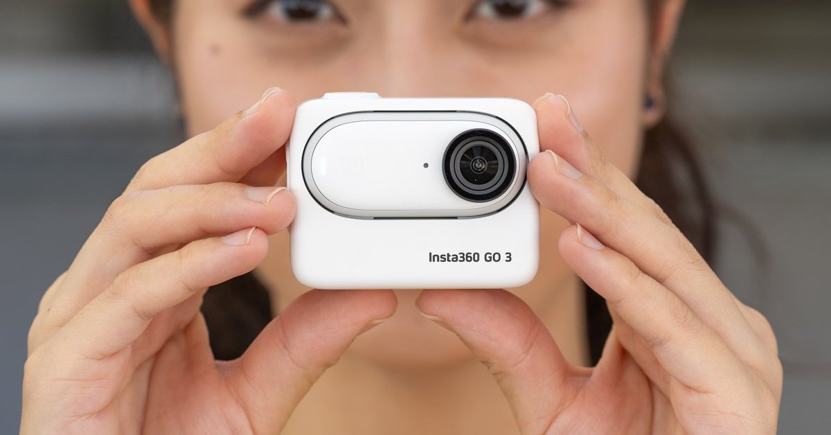実は円形の映像を撮っていた 親指サイズのウェアラブルカメラ