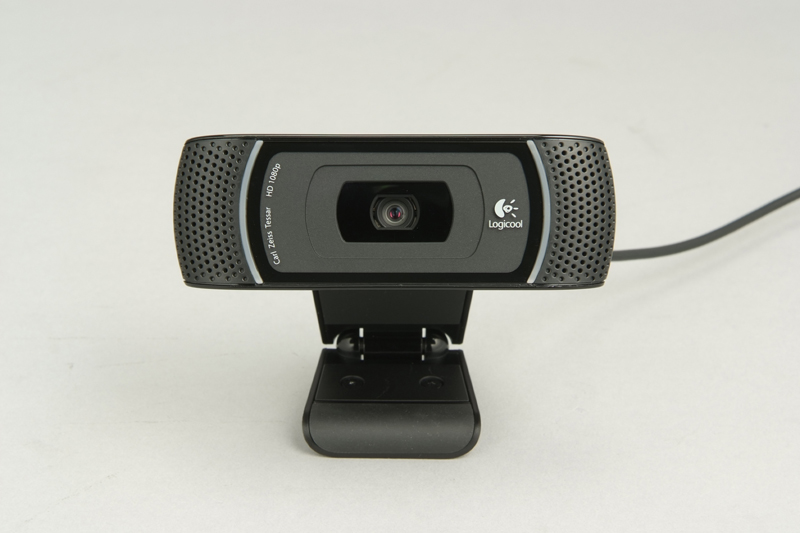 720p通話とフルHD録画のWebカメラ――ロジクール「HD Pro Webcam C910」を試す：WebカメラもHDの時代へ（1/2